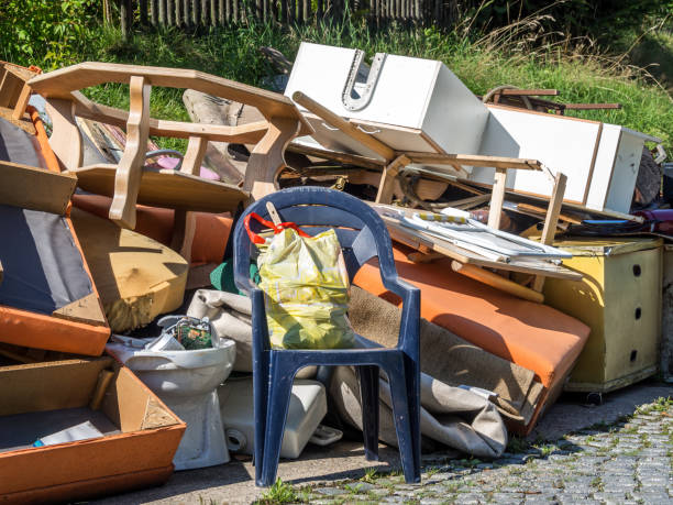 Best Garage Cleanout Services  in Chatfield, MN